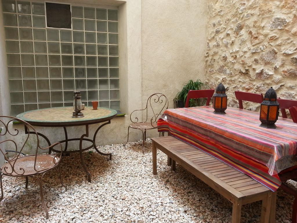 Le Patio Des Cigales Bed and Breakfast Roquefort-des-Corbières Buitenkant foto