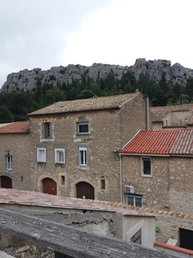 Le Patio Des Cigales Bed and Breakfast Roquefort-des-Corbières Buitenkant foto